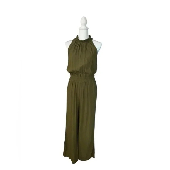 Chelsea28 Sleveless Olive Green Wide Leg Crop Jumpsuit - Picture 7 of 8